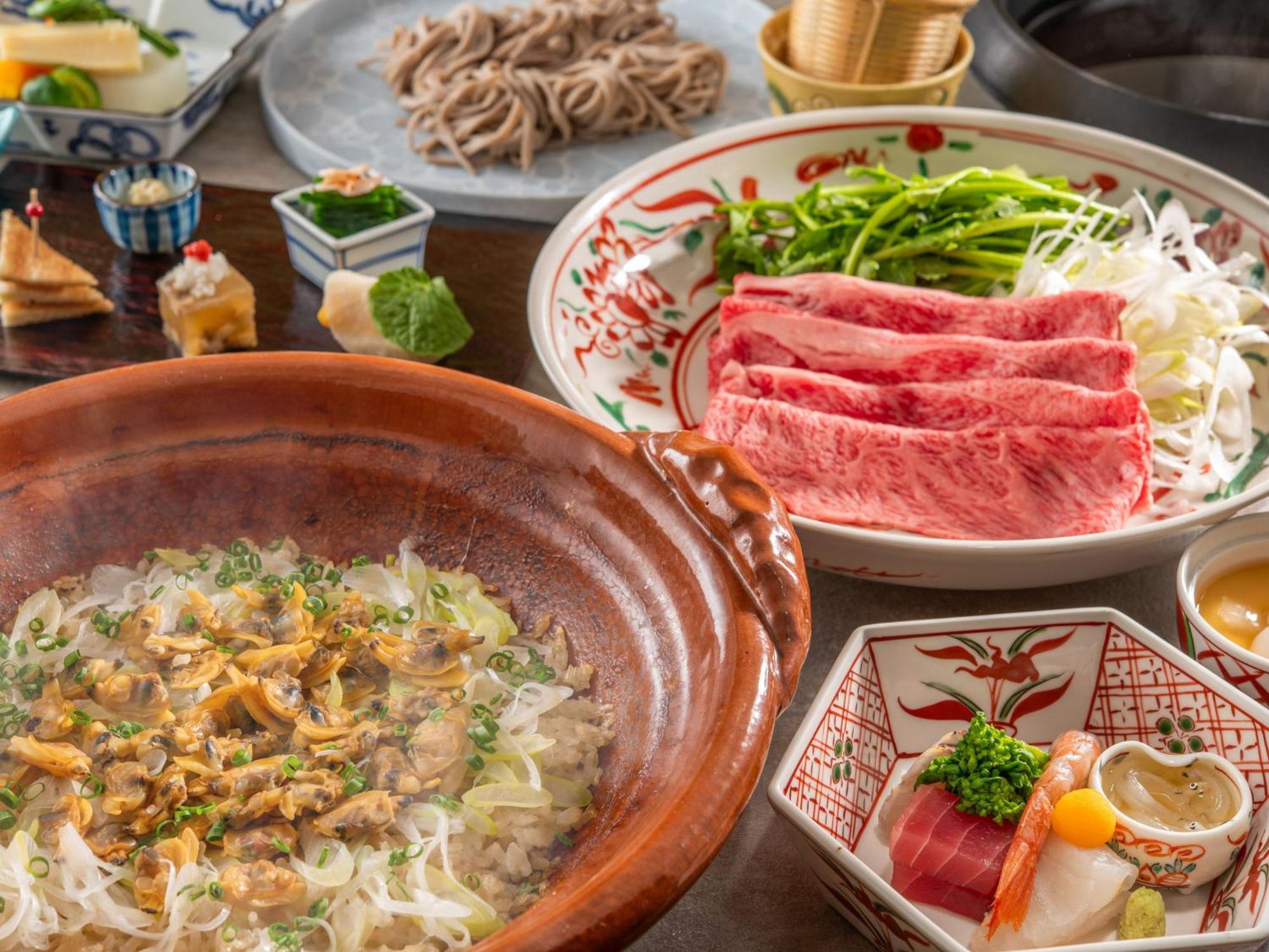 旅館 亀の井ホテル 青梅 4*